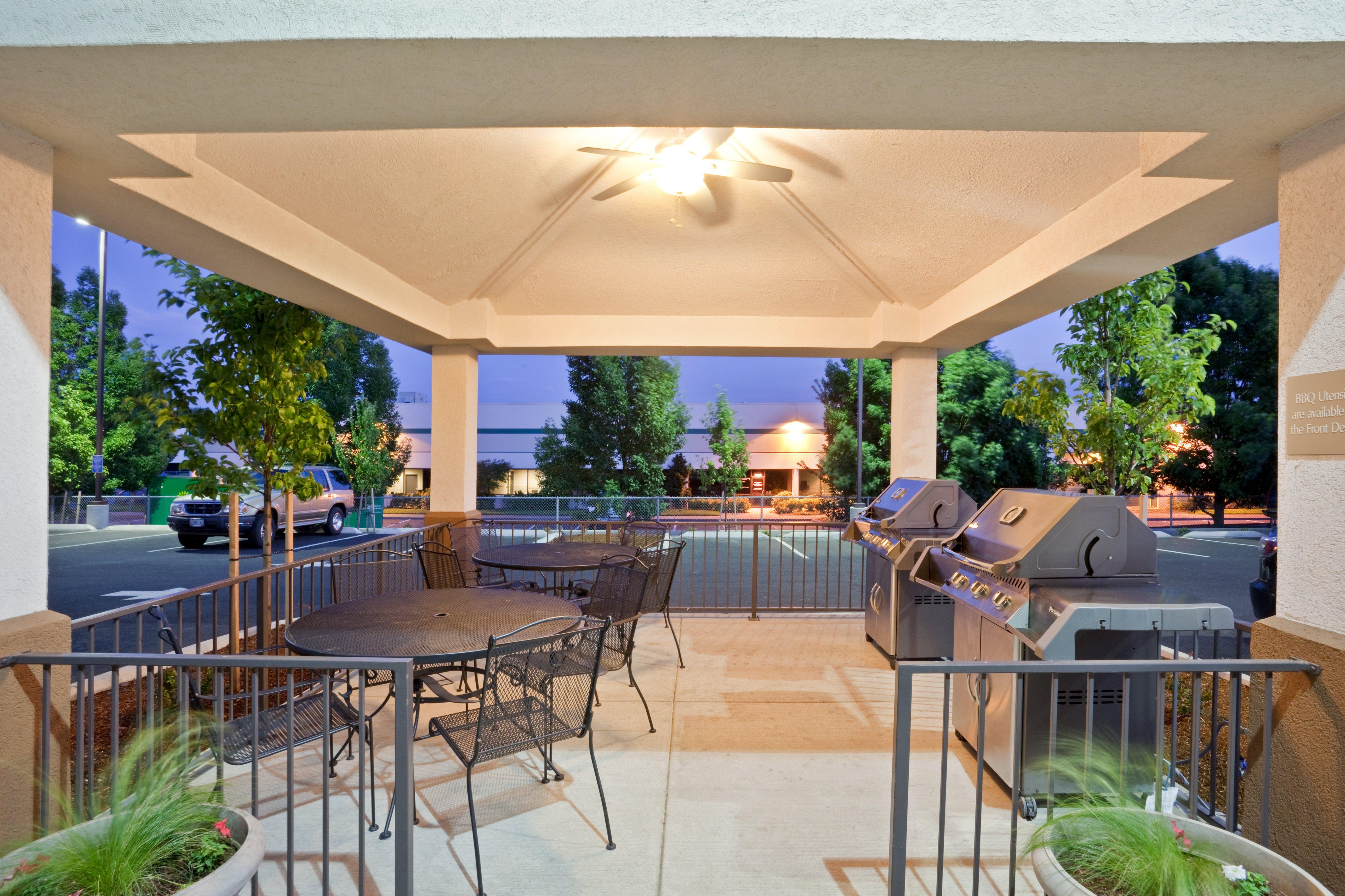 Candlewood Suites Portland Airport By Ihg Eksteriør bilde